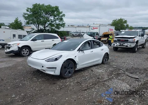 2023 Tesla Model 3 Rear-Wheel Drive z USA, uszkodzony, nr VIN 5YJ3E1EA5PF395522